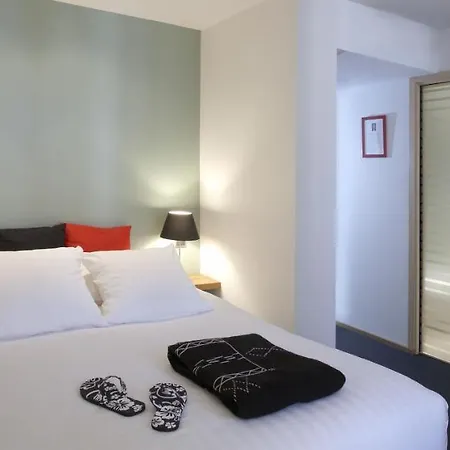 Design Des Francs Garcons Hotel 3*