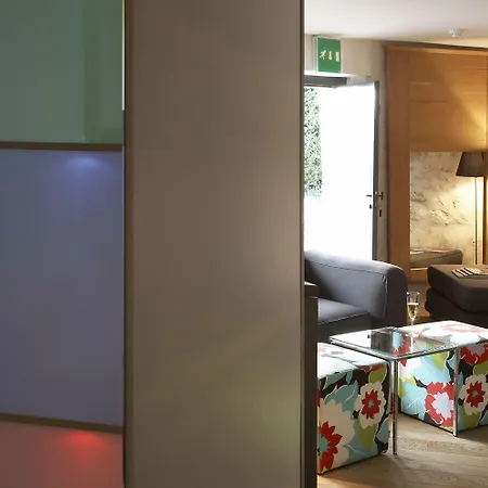 Design Des Francs Garcons 3* Saint-Sauvant (Charente-Maritime)