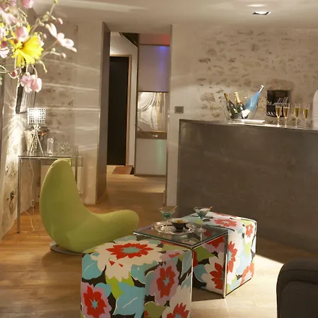 Design Des Francs Garcons 3* Saint-Sauvant (Charente-Maritime)