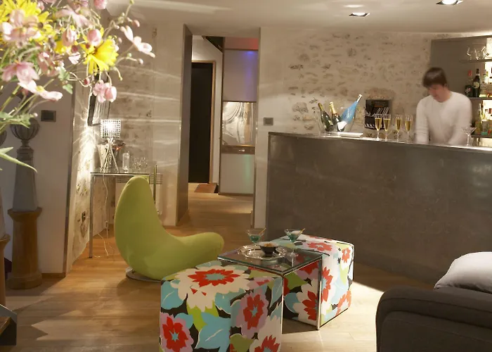 Design Des Francs Garcons 3* Saint-Sauvant (Charente-Maritime)